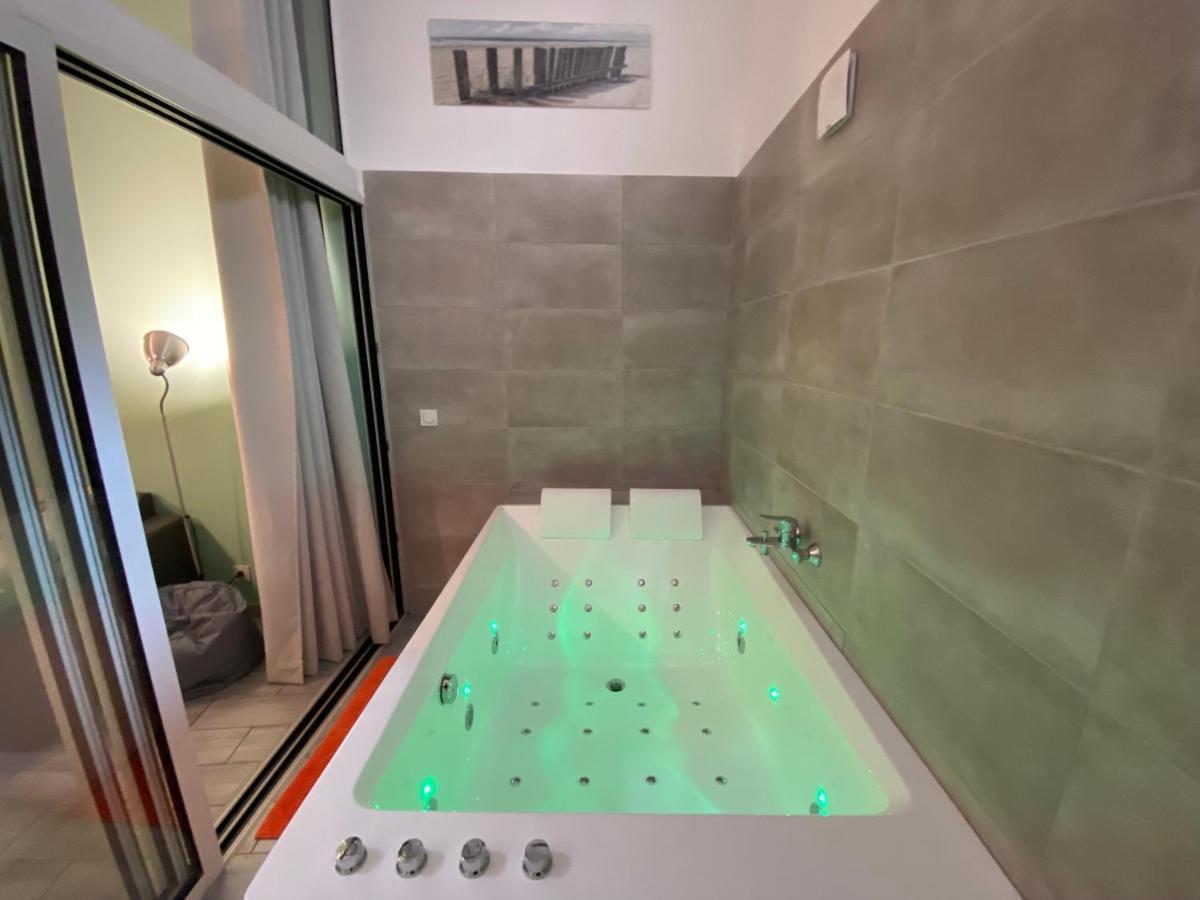 Wellkhome Appartements & Services Bordeaux Luaran gambar