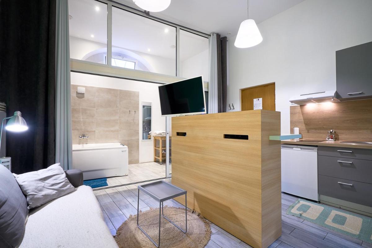 Wellkhome Appartements & Services Bordeaux Luaran gambar